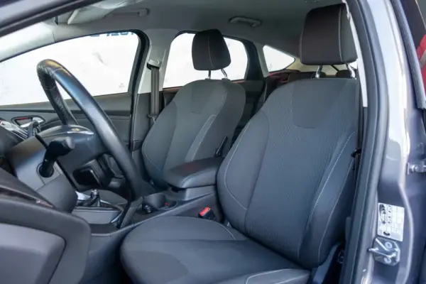 Ford Focus 1.0 EcoBoost S&S SYNC Edition 16