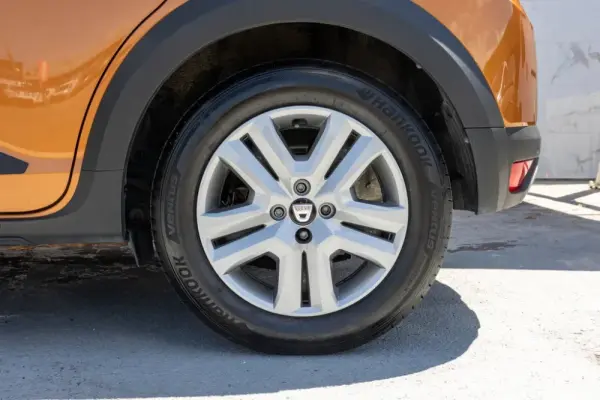 Dacia Sandero 1.0 TCe Extreme 8