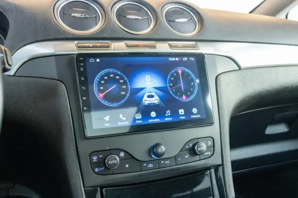 Ford S-Max 2.0 TDCi Titanium 7L 139g 10