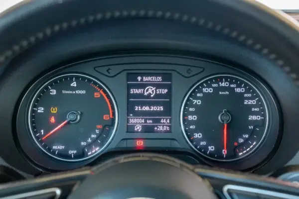 Audi A3 Sportback 1.6 TDI S-line 8