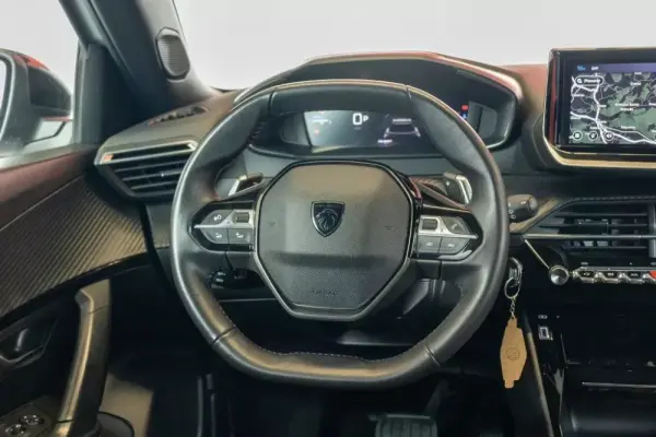 Peugeot 2008 1.2 PureTech Allure Pack EAT8 16