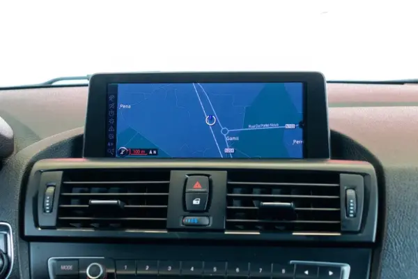 BMW 118 dA Pack M 11