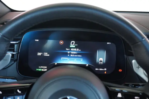 Maserati Grecale Folgore 33