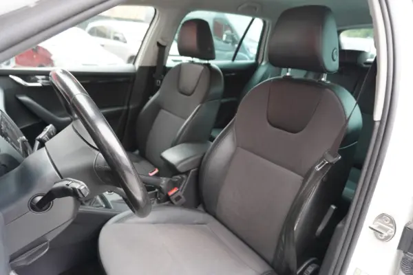 Skoda Octavia Break 1.6 TDI (Green tec) Style 8