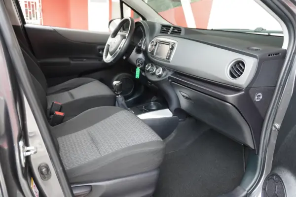 Toyota Yaris 1.4 D-4D ACtive+AC 99g 15