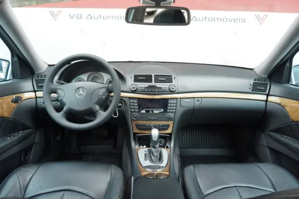 Mercedes-Benz E 220 CDI Avantgarde Aut. 5