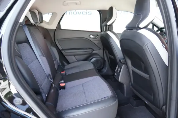 Renault Captur BLUE dCi 115 EDC INTENS 21