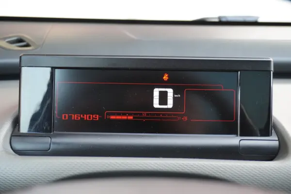 Citroën C4 Cactus 1.6 BlueHDi Shine 8