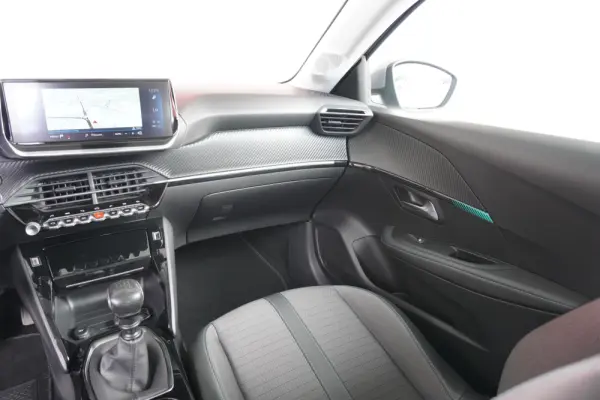 Peugeot 208 1.2 PureTech Allure 18