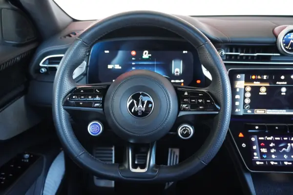 Maserati Grecale Folgore 28