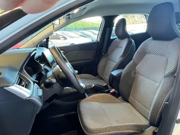 Renault Captur 1.0 TCe Evolution 9