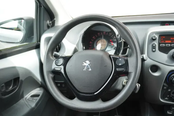 Peugeot 108 1.0 VTi Active 9