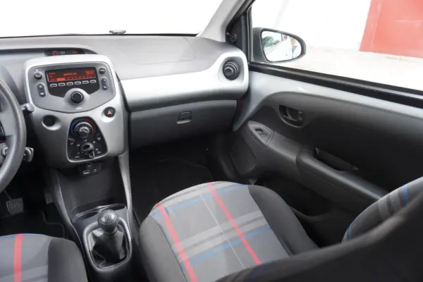 Peugeot 108 1.0 VTi Active 12