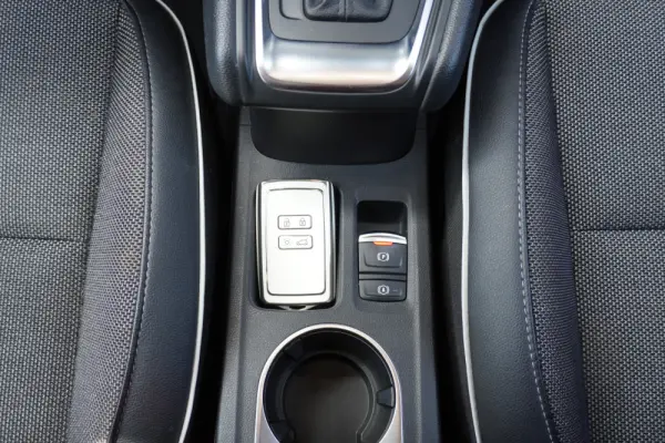 Renault Captur BLUE dCi 115 EDC INTENS 14
