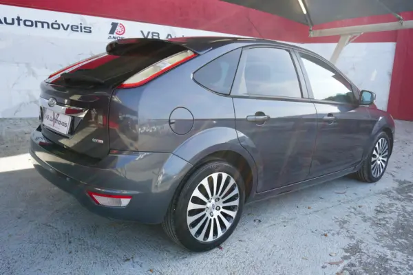 Ford Focus 1.6 TDCi Ghia 15