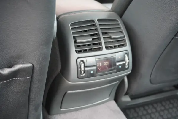 Mercedes-Benz E 220 CDI Avantgarde Aut. 16