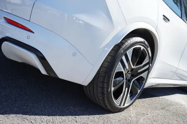 Maserati Grecale Folgore 5