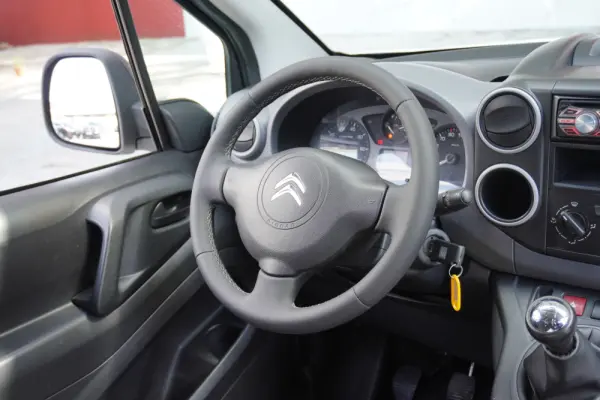 Citroen Berlingo 1.6 HDI Attraction 11