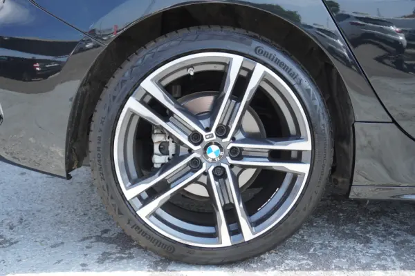 BMW 116 d Pack Desportivo M 27
