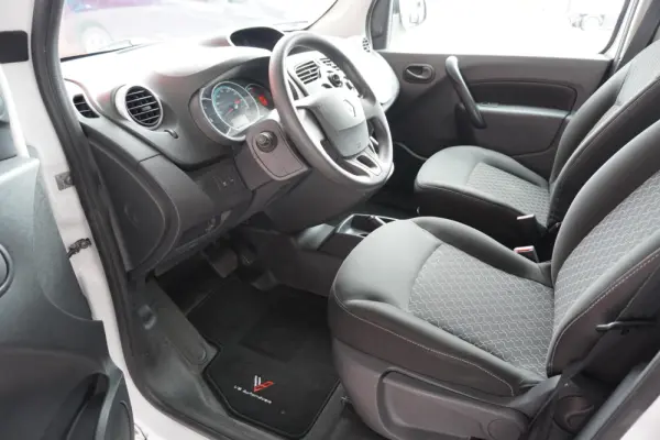 Renault Kangoo Maxi 33 (c/ Bateria) 16