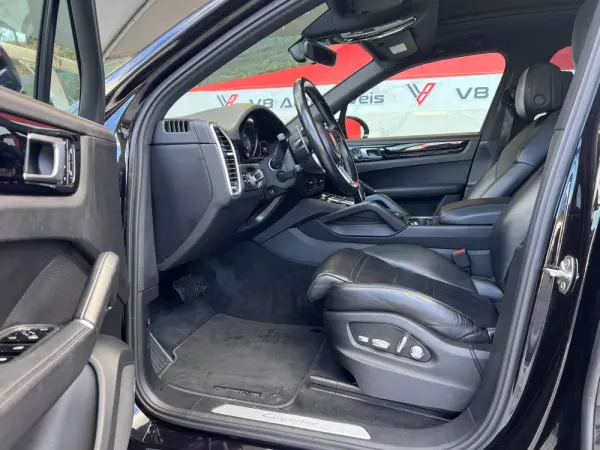 Porsche Cayenne E-Hybrid Tiptronic S 7