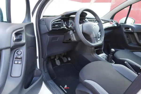 Citroën C3 1.4 Seduction 6