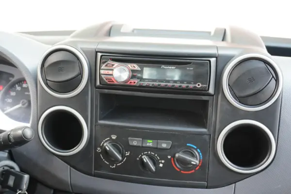 Citroen Berlingo 1.6 HDI Attraction 12