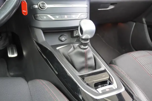 Peugeot 308 SW 1.5 BlueHDi GT Line 12