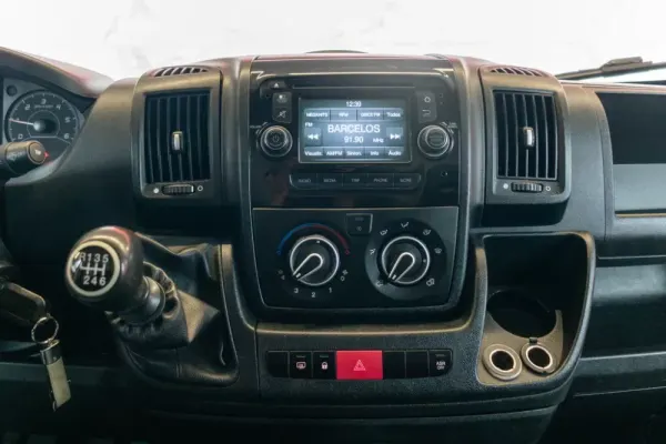 Peugeot Boxer 2.2 HDi 335 L2 CD 10