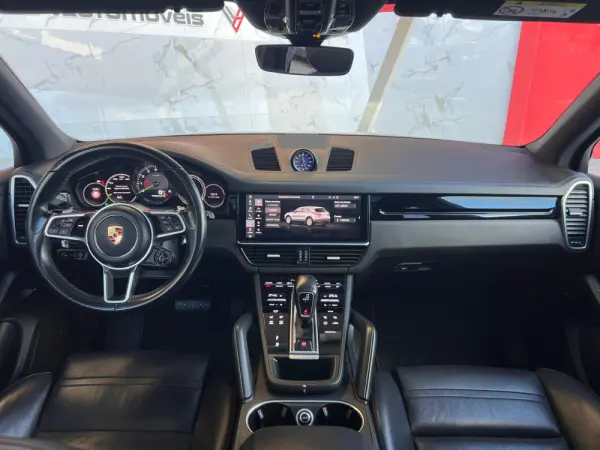 Porsche Cayenne E-Hybrid Tiptronic S 5