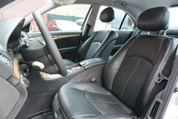 Mercedes-Benz E 220 CDI Avantgarde Aut. 6