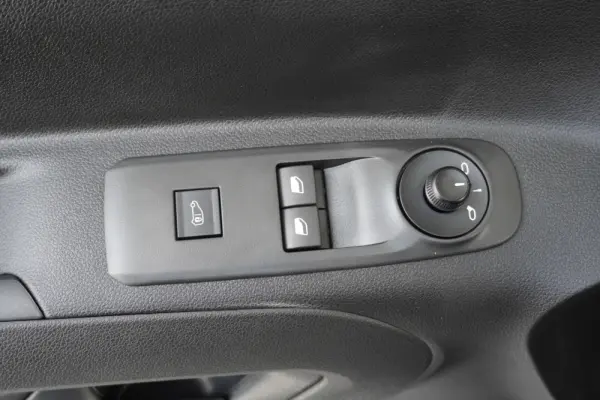 Citroen e-Berlingo 50 kWh XL Max 16