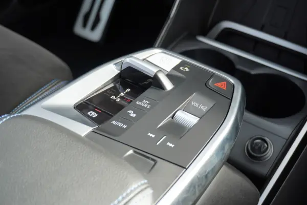 BMW 218 Active Tourer i Pack Desportivo M Auto 21