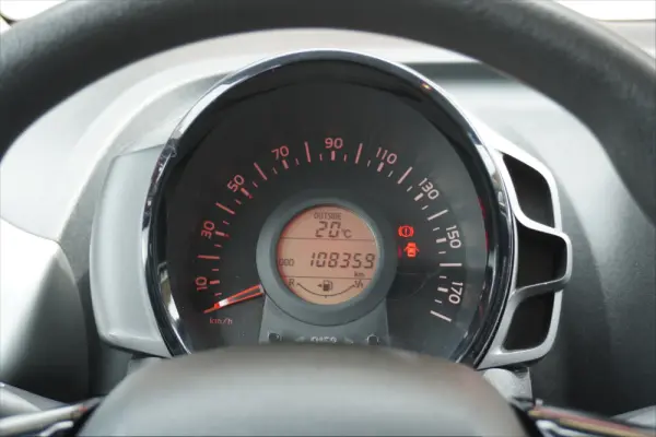 Peugeot 108 1.0 VTi Active 8