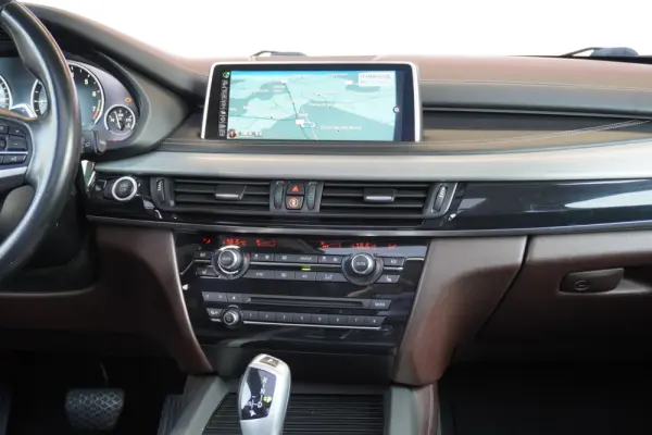 BMW X5 40e xDrive 15