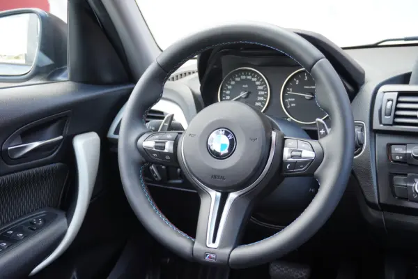 BMW 116 i Aut. Sport Line 6