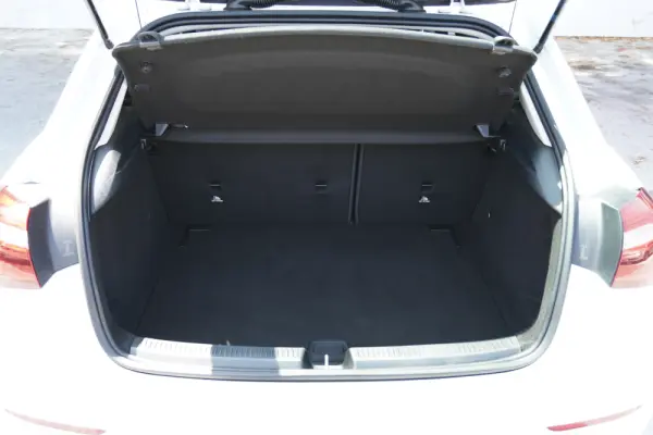 Mercedes-Benz A 180 d Business Solutions 14