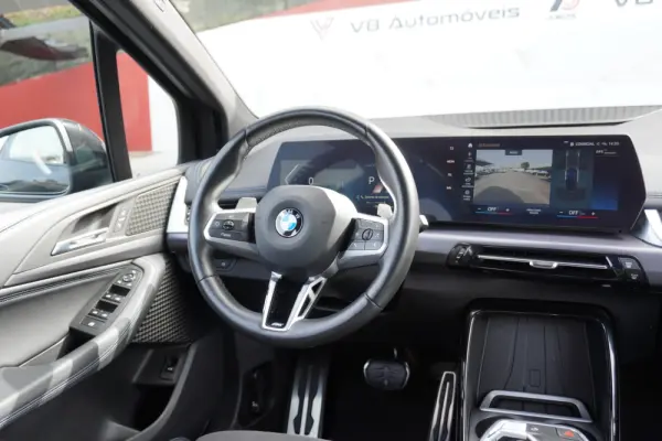 BMW 218 Active Tourer i Pack Desportivo M Auto 14