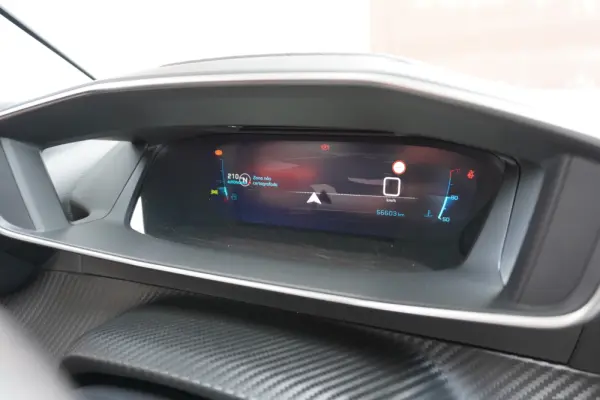 Peugeot 208 1.2 PureTech Allure 11