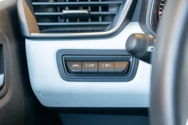 Renault Clio 1.0 TCe Intens 8