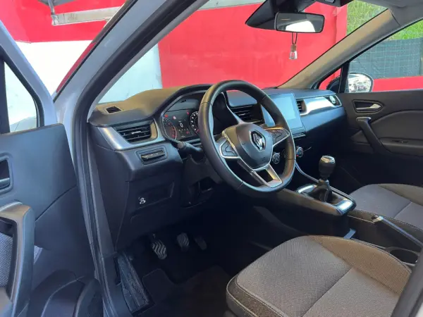 Renault Captur 1.0 TCe Evolution 8