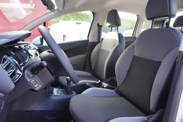 Citroën C3 1.4 Seduction 7