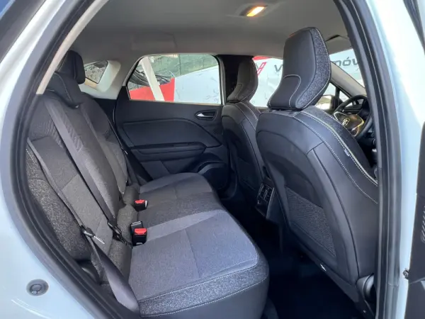 Renault Captur 1.0 TCe Evolution 14