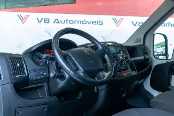 Peugeot Boxer 2.2 HDi 335 L2 CD 13