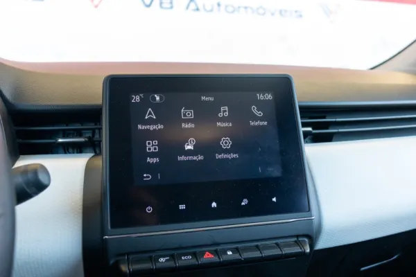 Renault Clio 1.0 TCe Intens 11