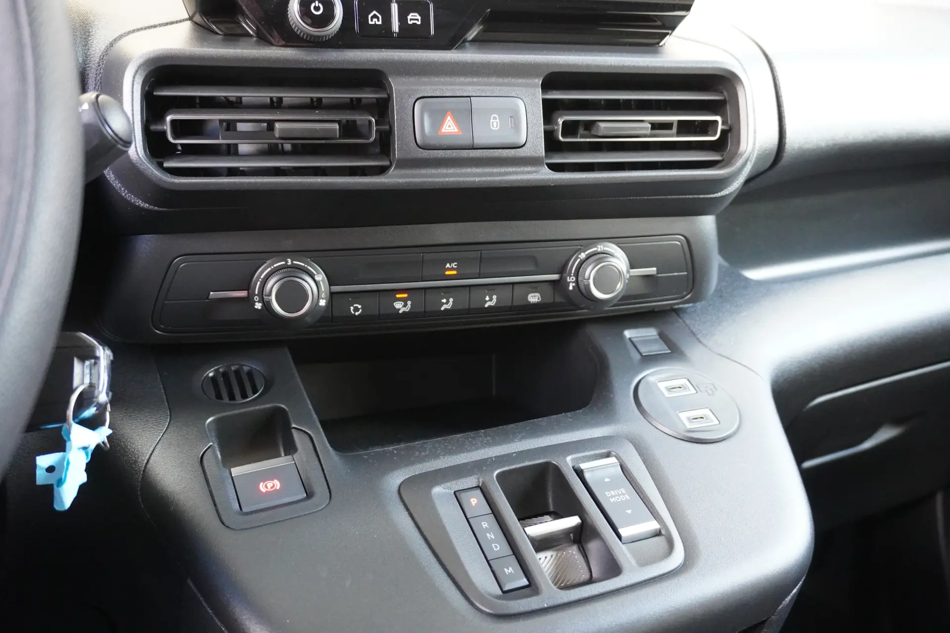 Citroen Berlingo M 130 EAT8 MAX 10