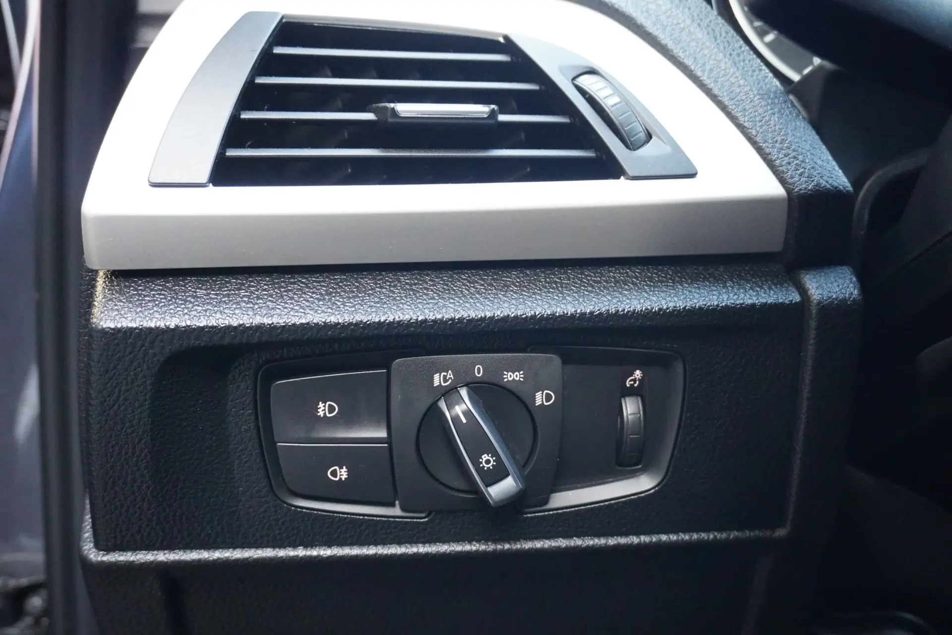 BMW 116 i Aut. Sport Line 13