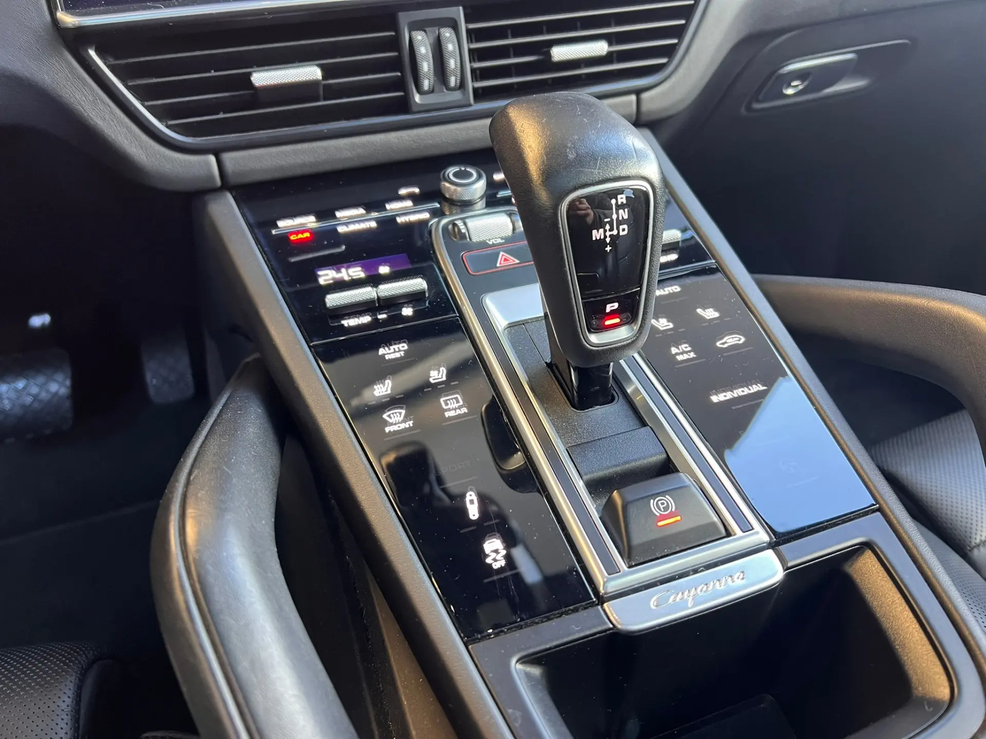 Porsche Cayenne E-Hybrid Tiptronic S 13
