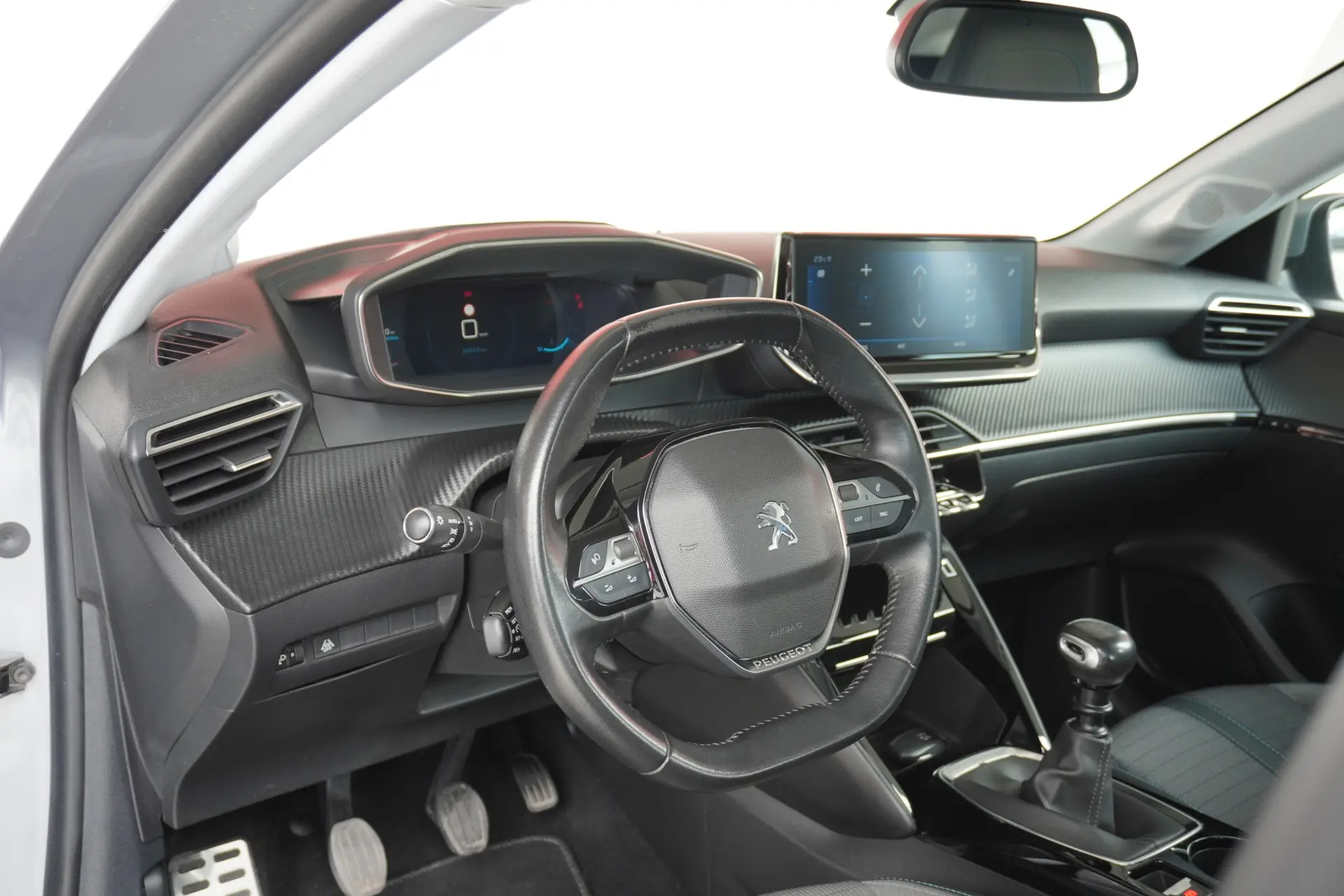 Peugeot 208 1.2 PureTech Allure 7