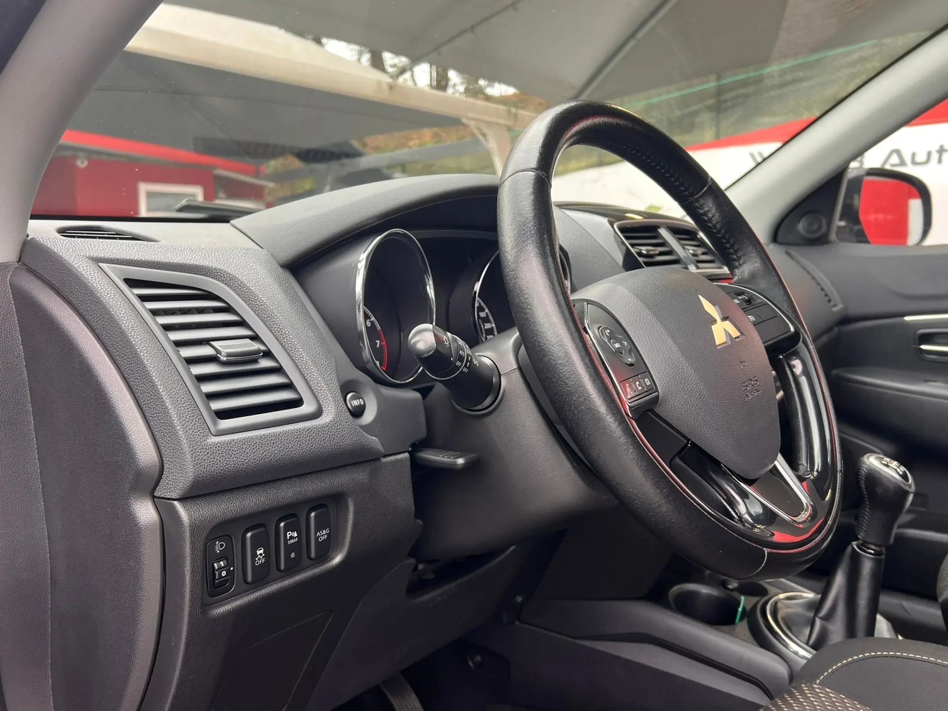 Mitsubishi ASX 1.6 MIVEC Intense Connect Edition 8